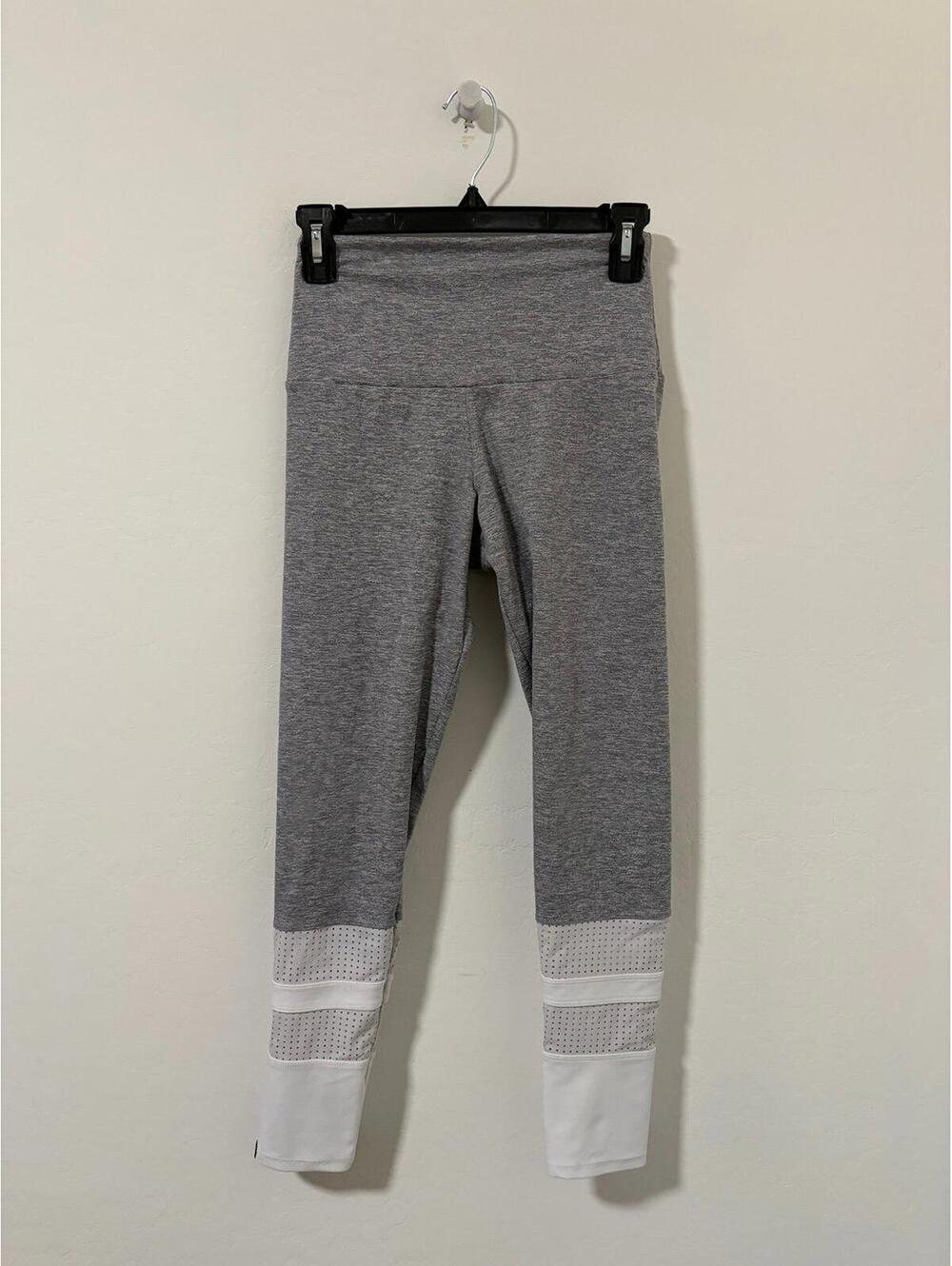 Onzie Flow Leggings - Womens small / Medium - Gray / White